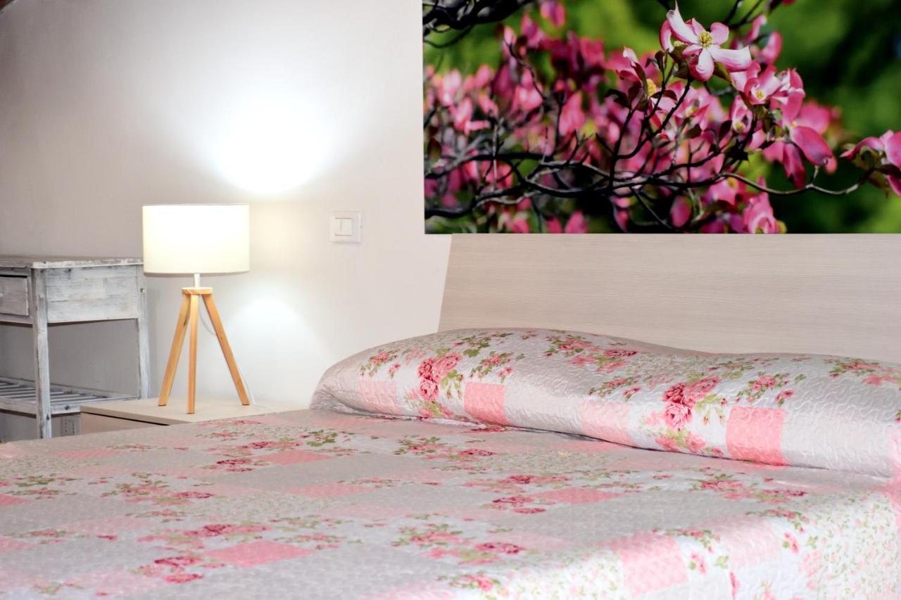 Il Borgo Fiorito Alojamento de Acomodação e Pequeno-almoço 3*